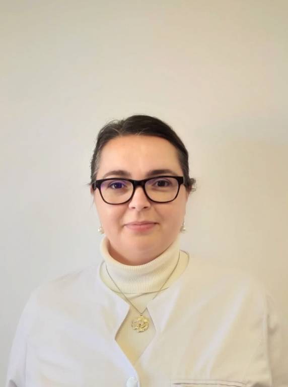Dr. Dobra Andreea