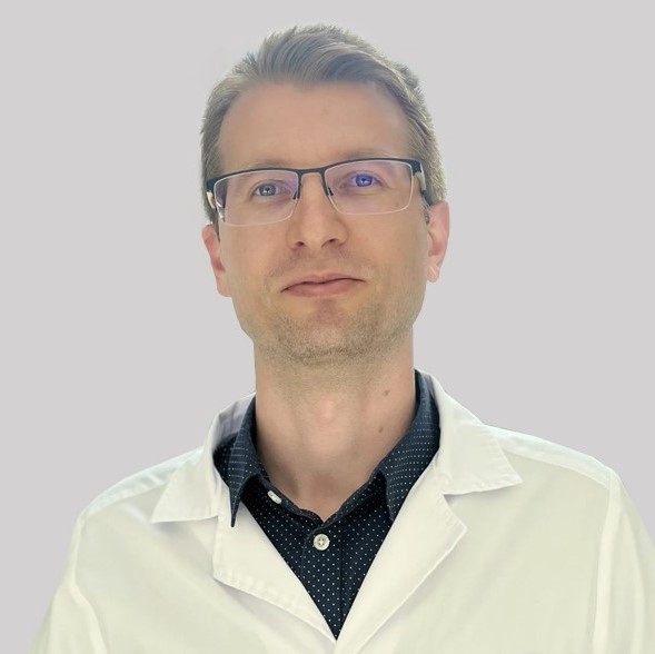 Dr. Popa Liviu
