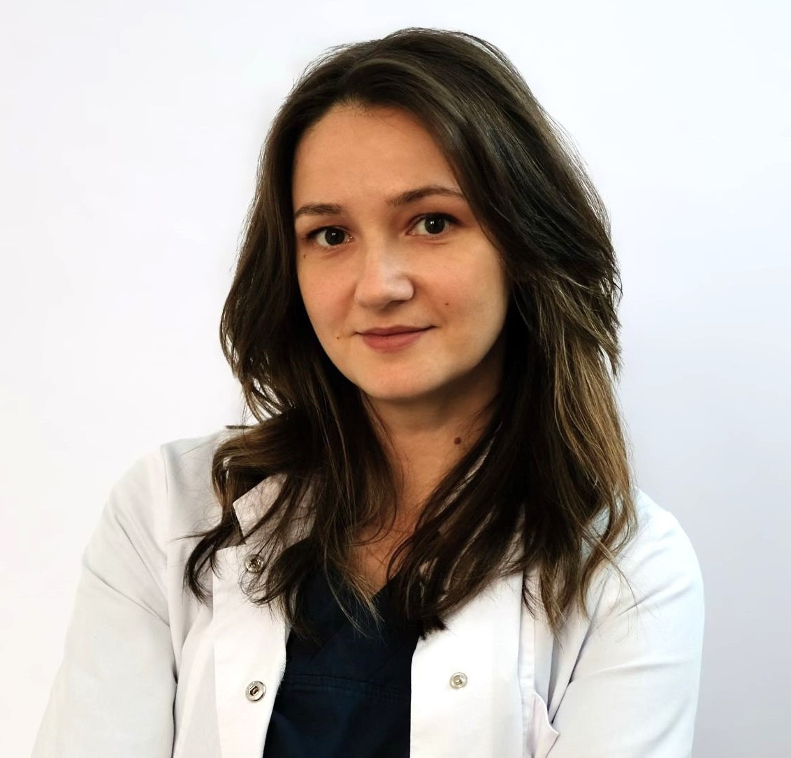 Dr.  Saizu Roxana Elena