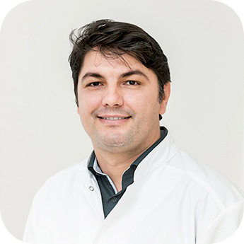 Dr. Tomani Sokol