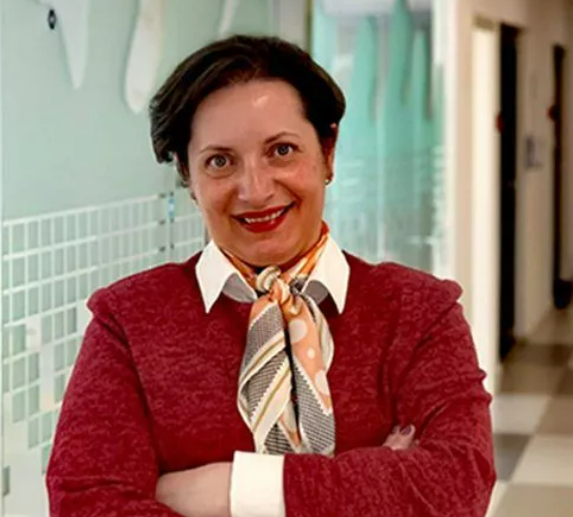 Dr. Gabor Anca Laura