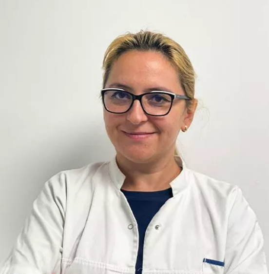 Dr. Mariana Talau - B